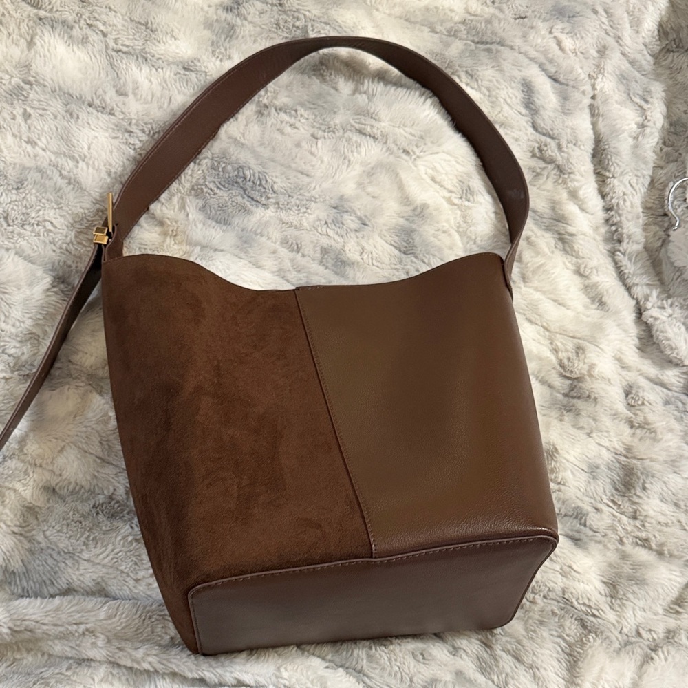 Elegant Brown Leather/Suede Shoulder Bag